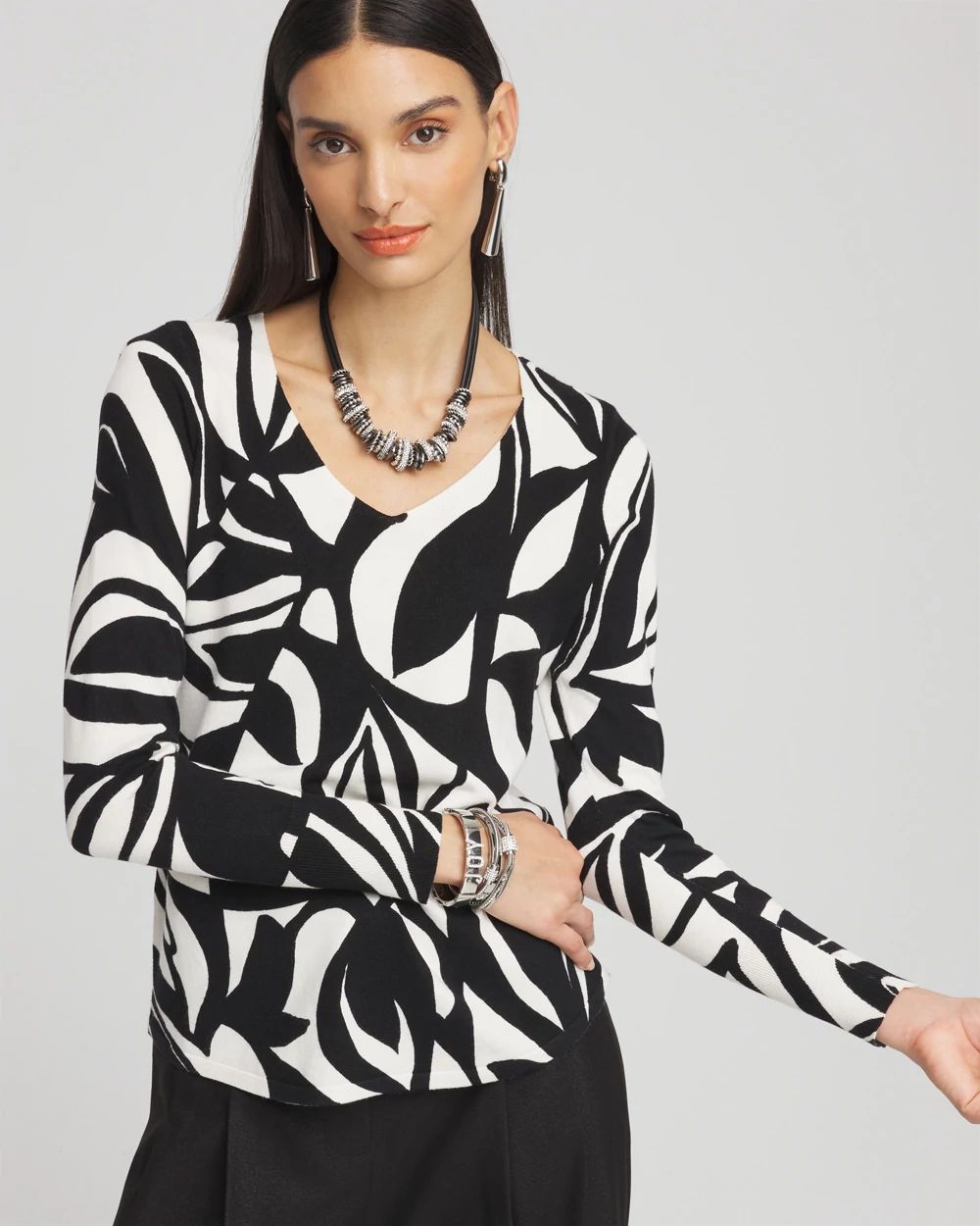 Abstract Print V-Neck Top with Short Sleeves